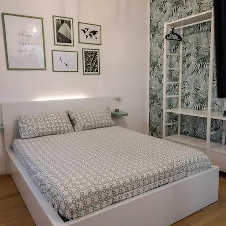 Cecilia's Lejlighed *